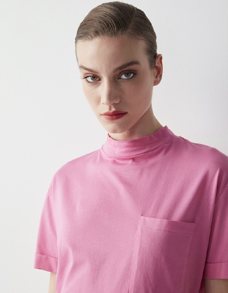 D.Pink High Collar Basic T-Shirt