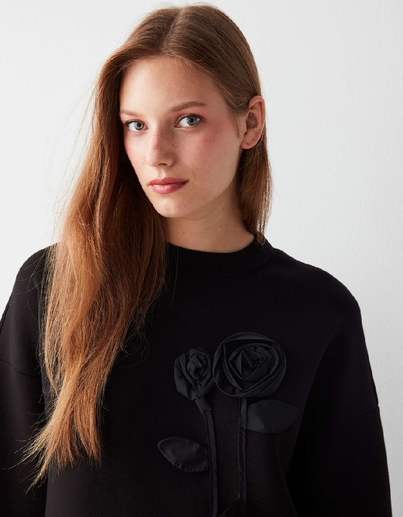 Black 3D Accessory Sweatshirt