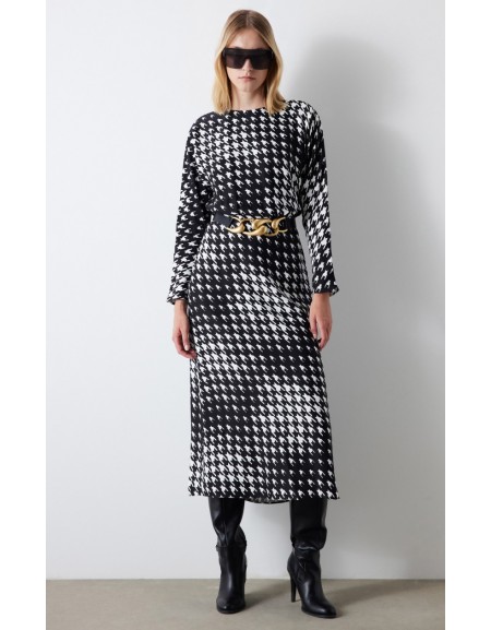 Crowbar Pattern Midi Dress