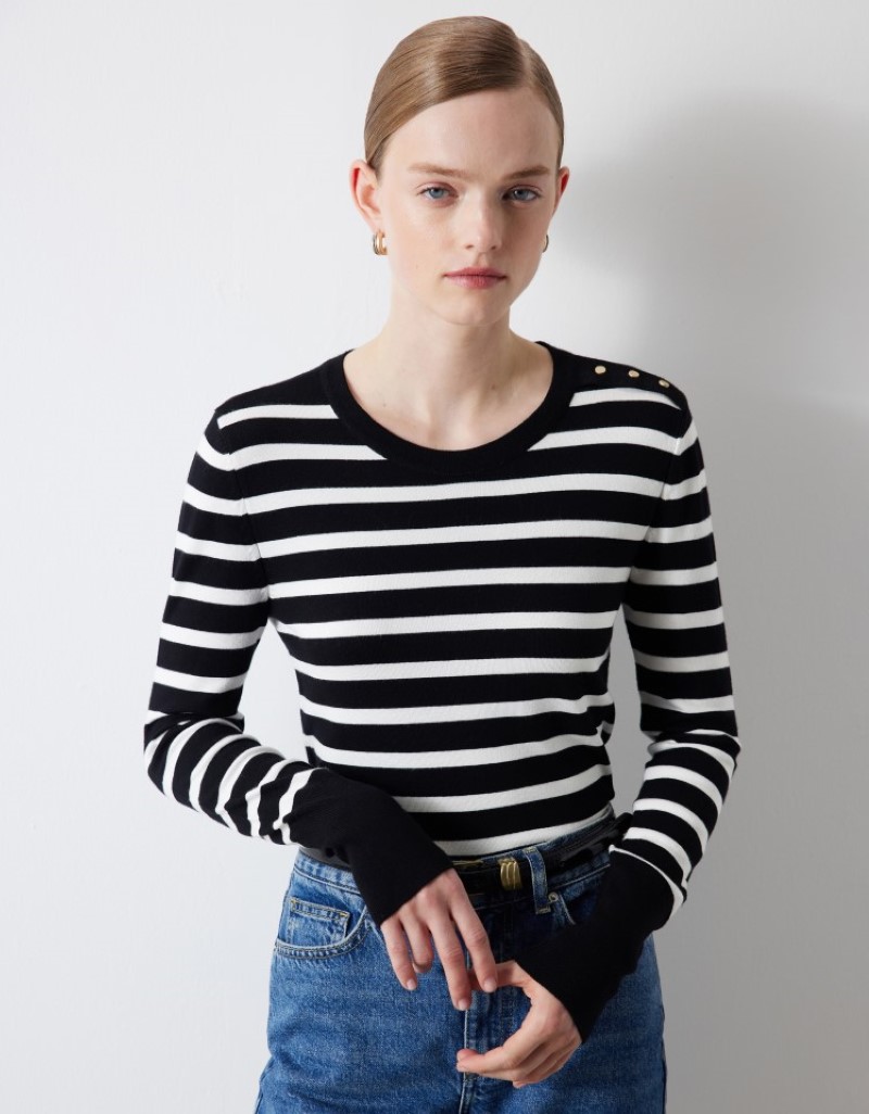 Black Knitwear