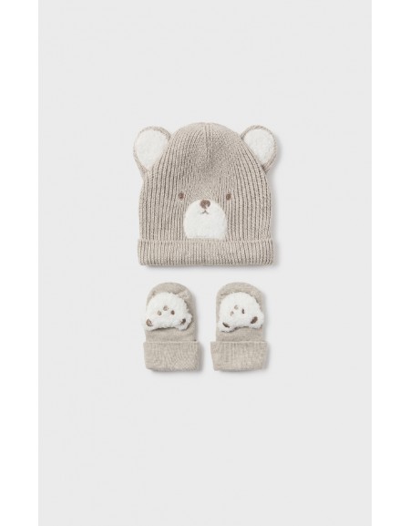 Beige Hat and sock set