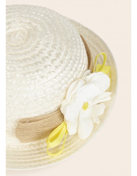 White dressy hat