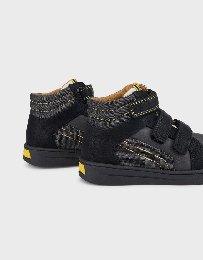 Black Sport booties with velcro