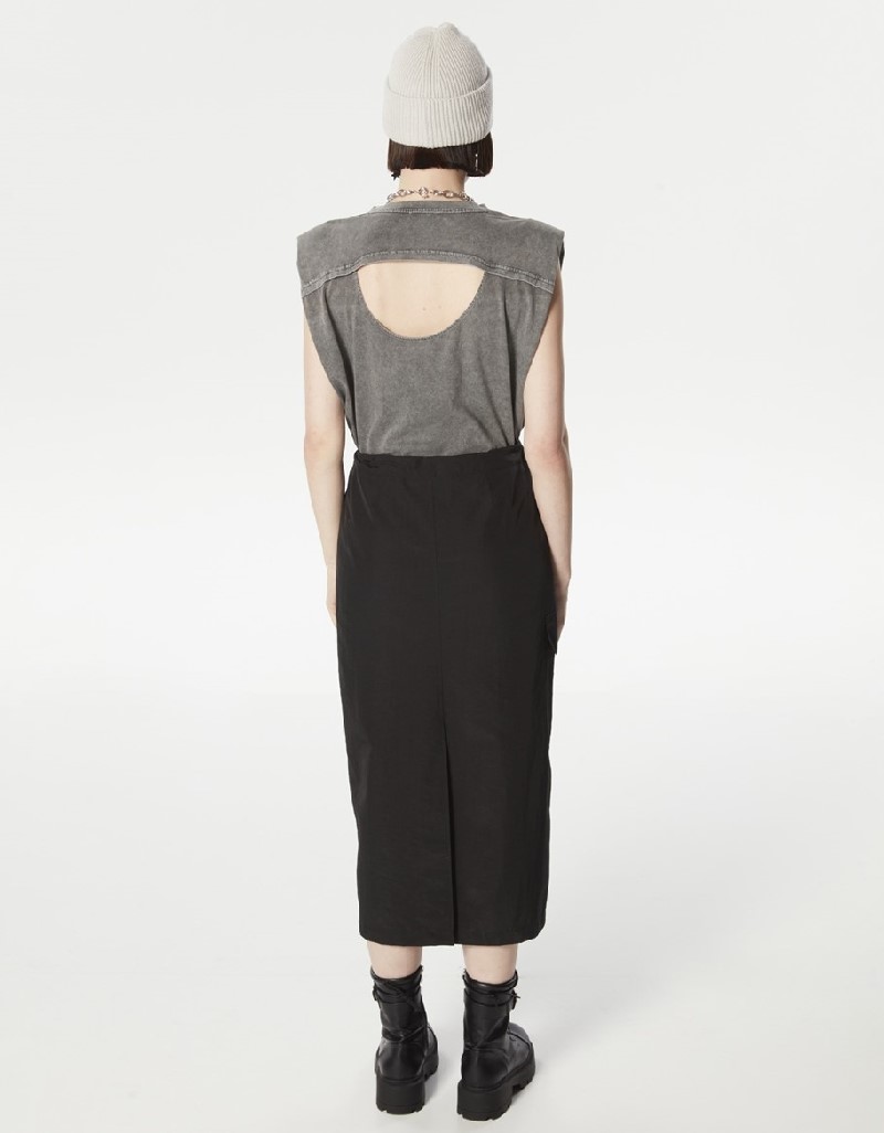 Black Technical Fabric Cargo Skirt