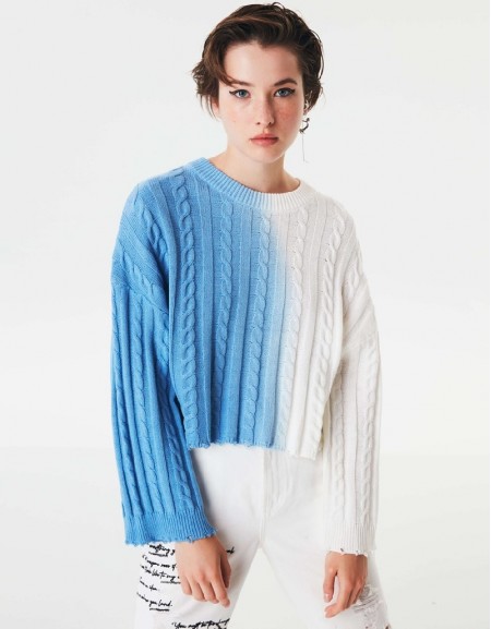 White Gradiate Color Passage Sweater