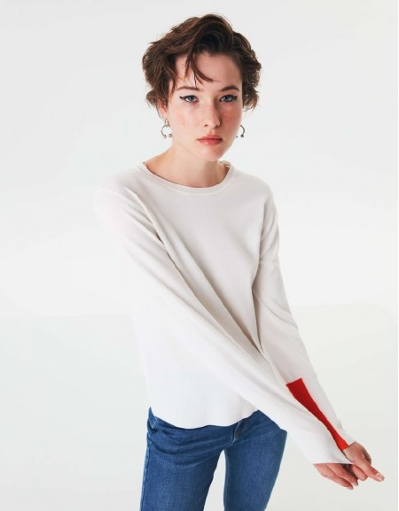 White Basic Sweater With Contrast Cuffs