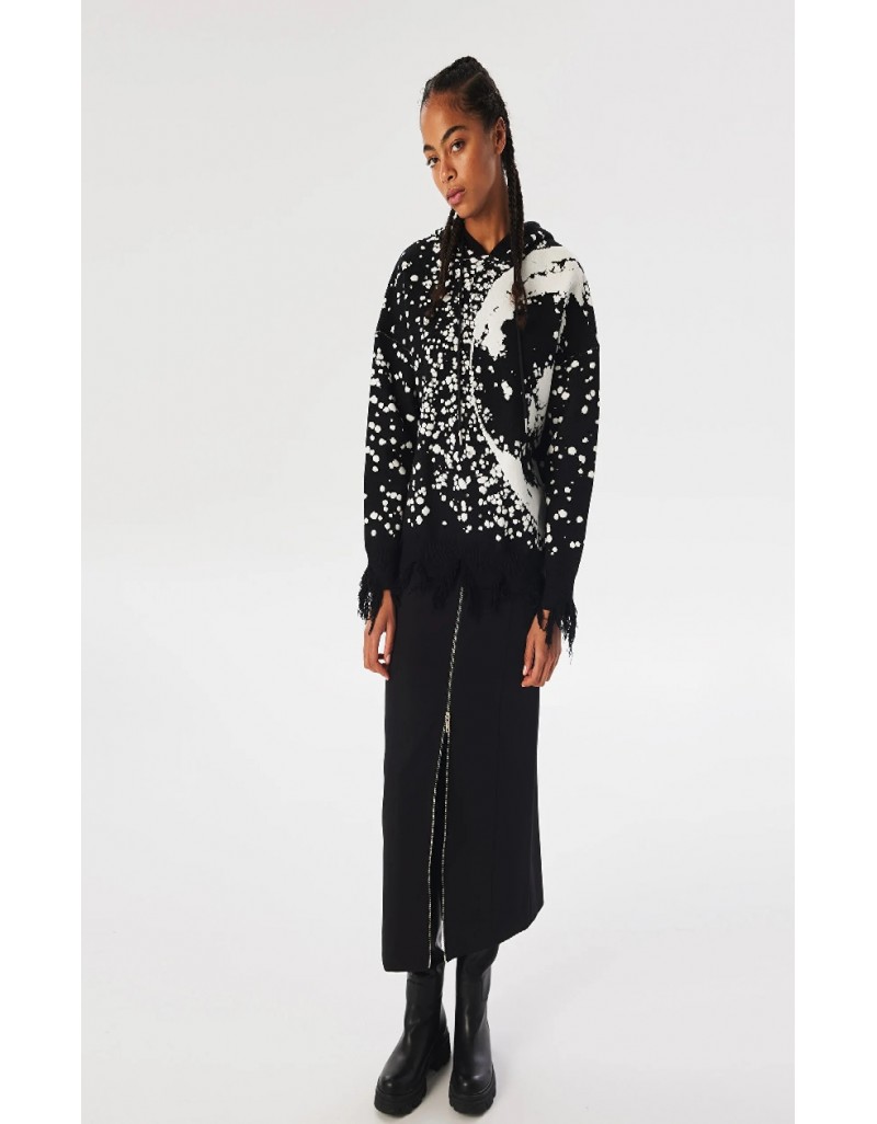 Black Knitwear