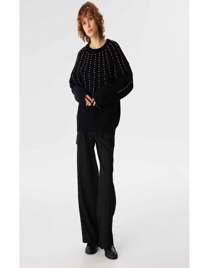 BLACK KNITWEAR